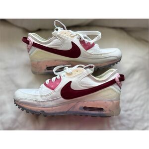 NIKE AIR MAX 90 AIR MAX TERRASCAPE 90 Sneakers Pink Shoes Womens SZ 7 DC9450-100